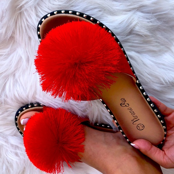 Verano Rio Red Pom Pom Mule Slide Studded Sandal - Picture 14 of 14